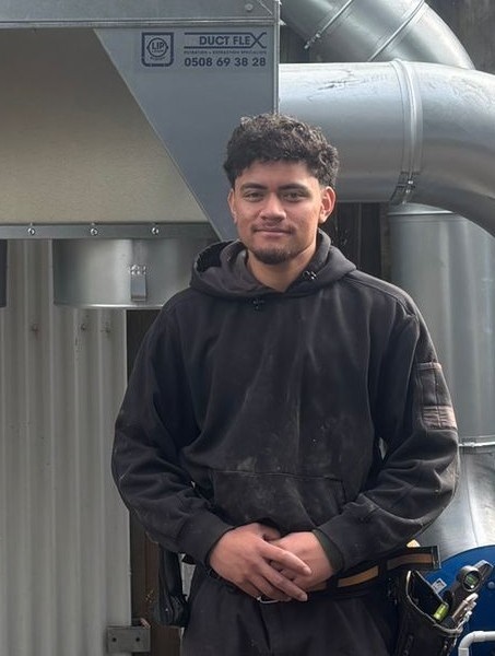 SISI LATU